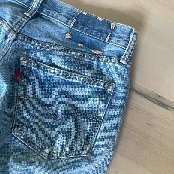 VTG Y2K Levi's 501 Jeans Size 30 W Distressed MED Wash Thrashed Destroyed Denim - Picture 11 of 15